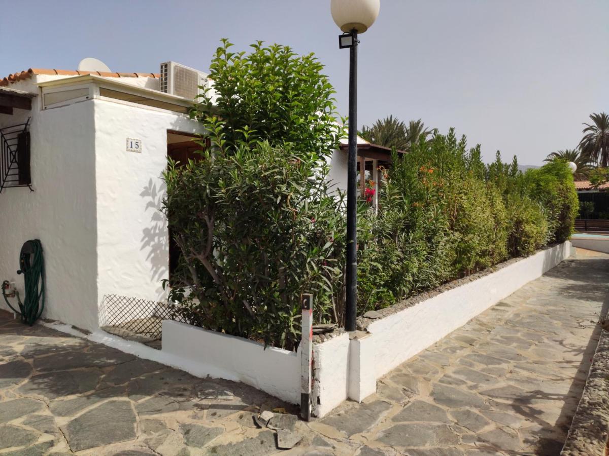 Lovely 2 Bedroom Bungalow With Parking 马斯帕洛马斯 外观 照片