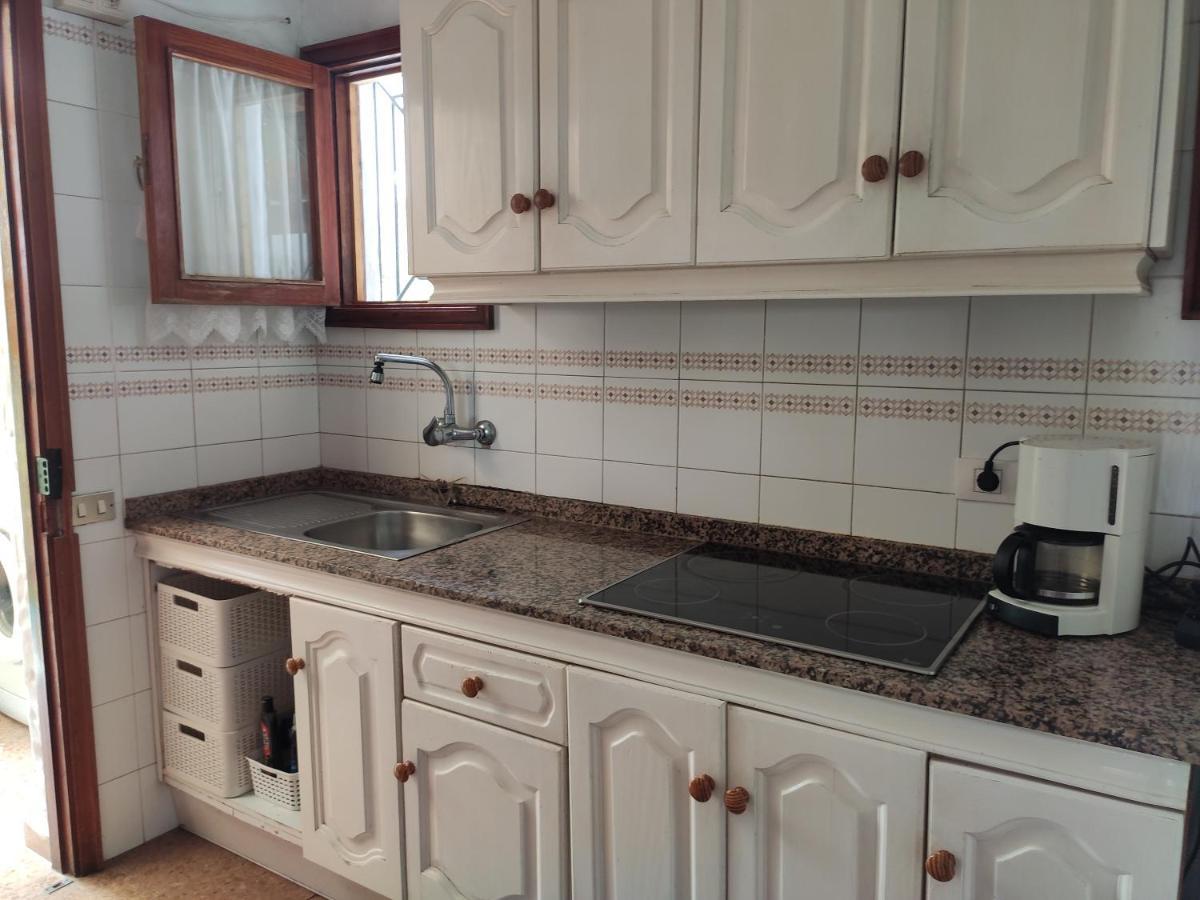 Lovely 2 Bedroom Bungalow With Parking 马斯帕洛马斯 外观 照片